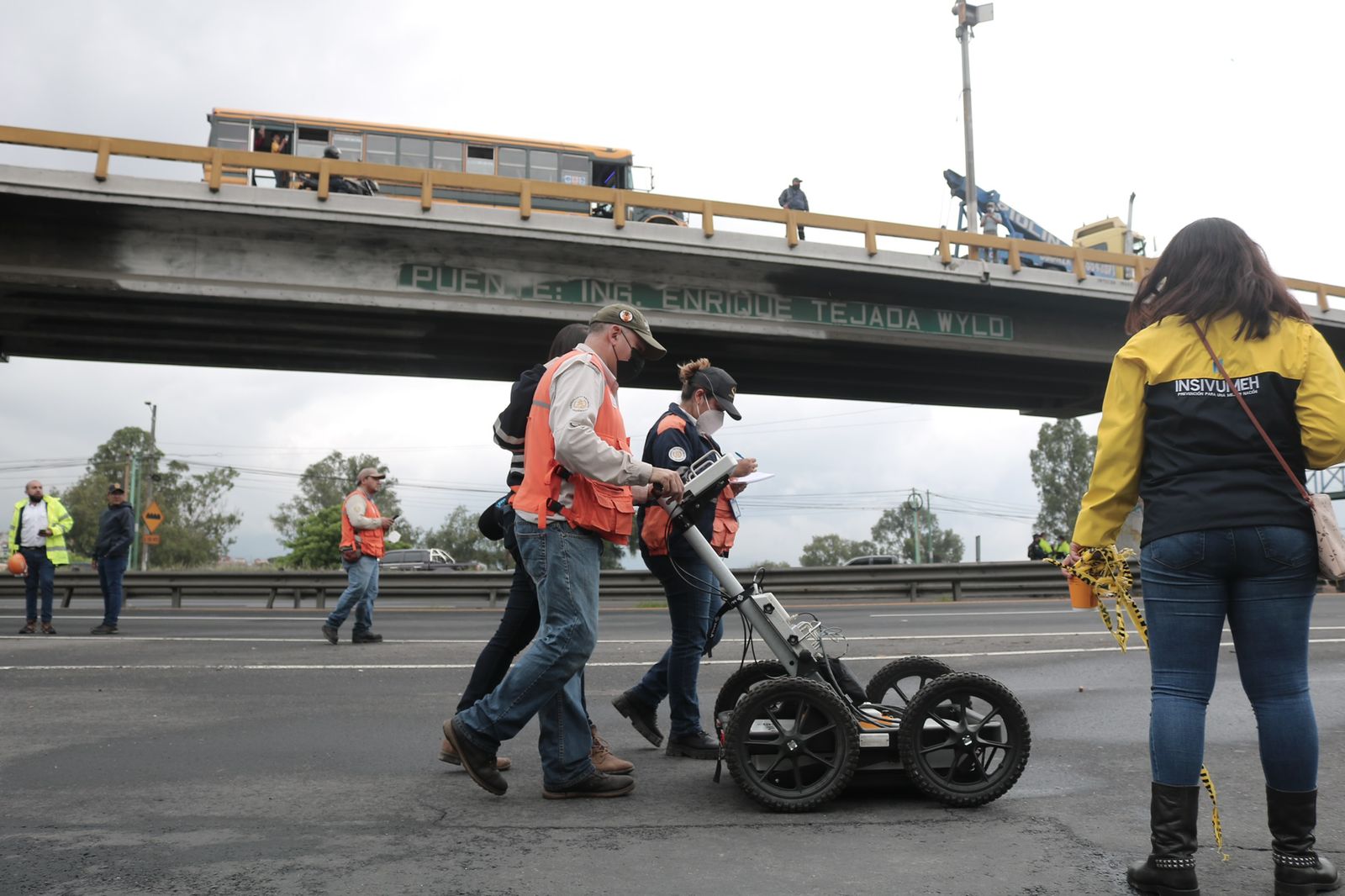 hundimiento en Km. 15 de ruta al Pacífico