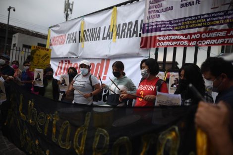 manifestación a favor de exfiscal de FECI, Virginia Laparra