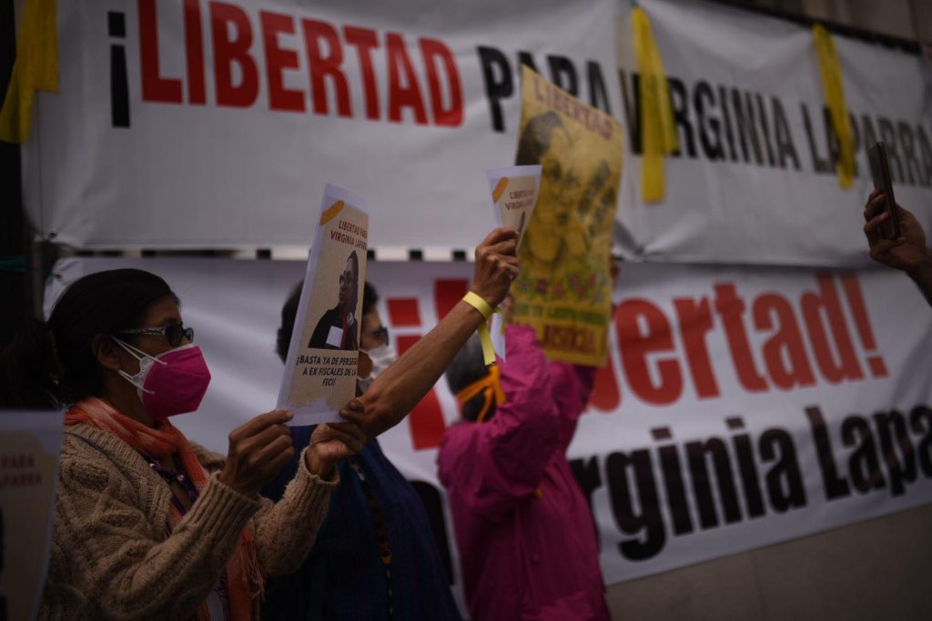 manifestación a favor de exfiscal de FECI, Virginia Laparra