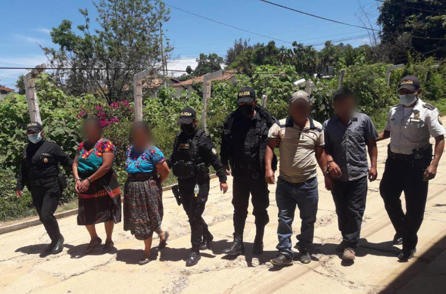 Detenidos en Quiché son señalados de retener a agentes PNC