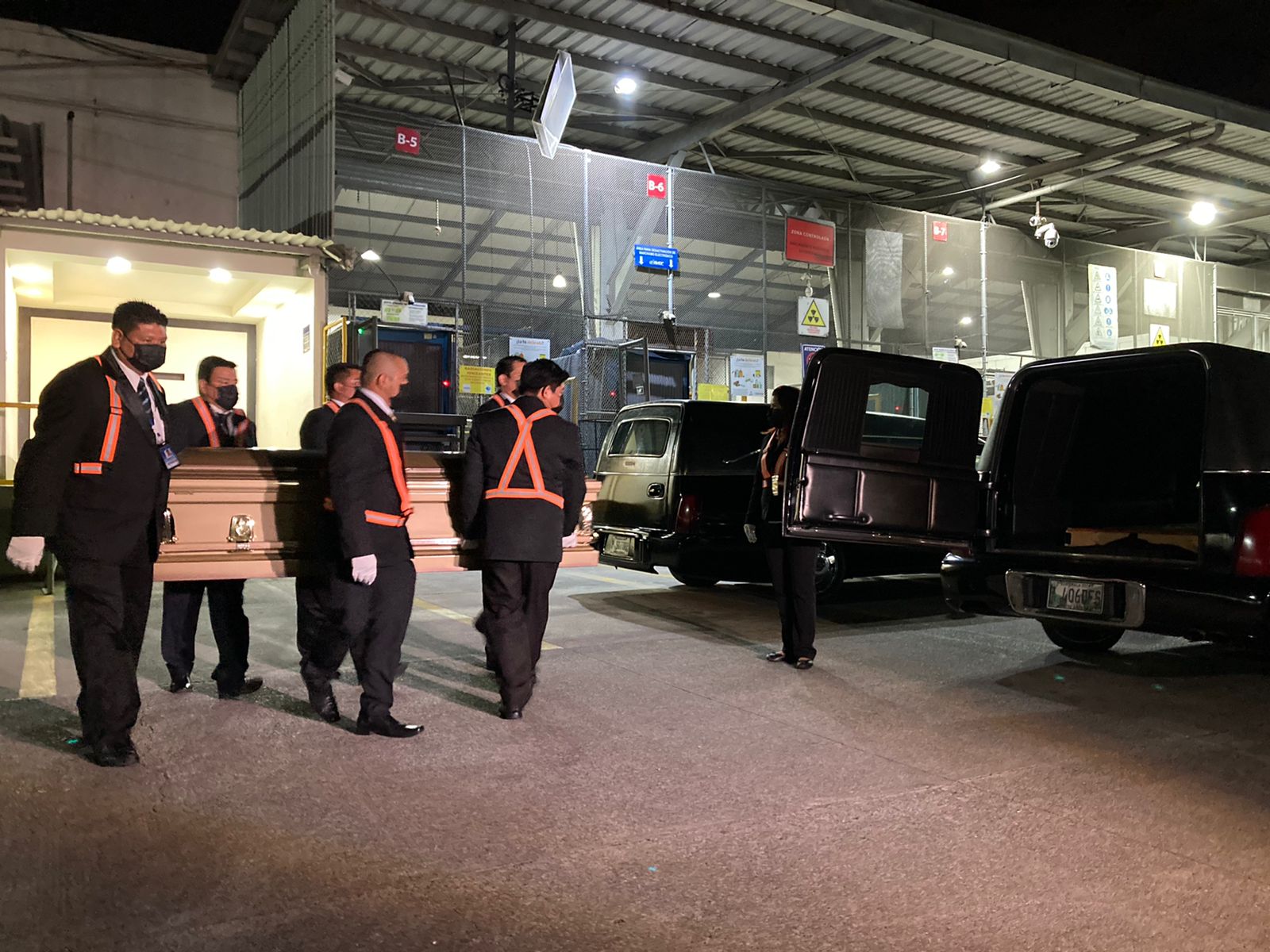 repatrian cuerpos de dos hermanas migrantes