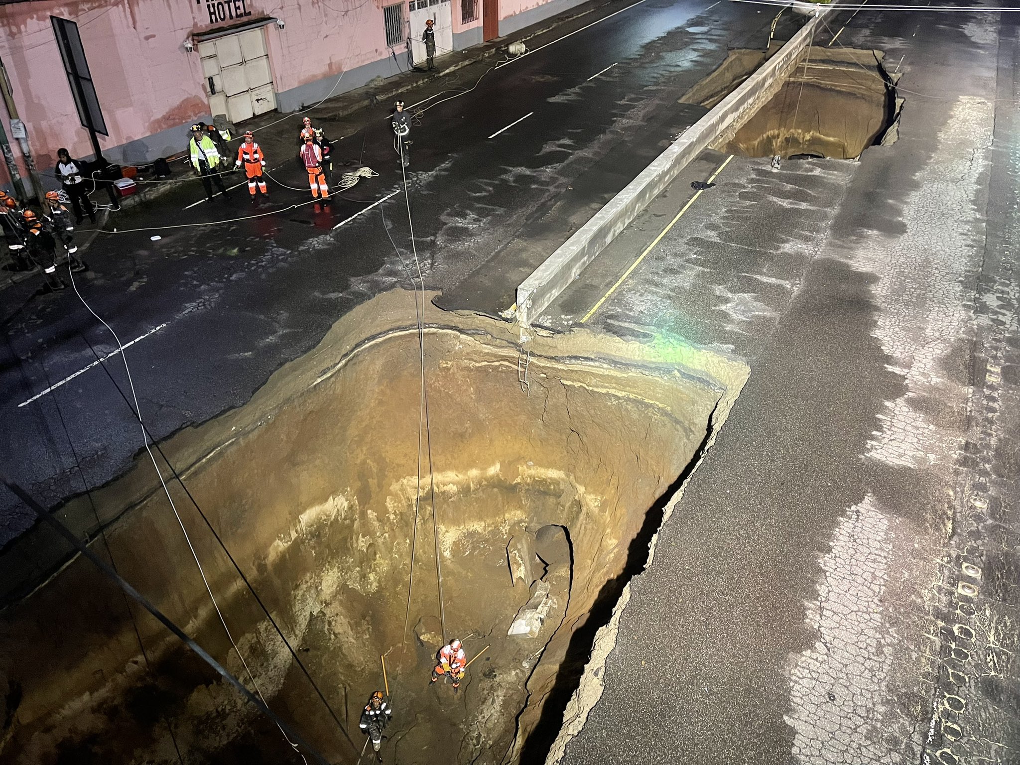 hundimiento en zona 6 de Villa Nueva