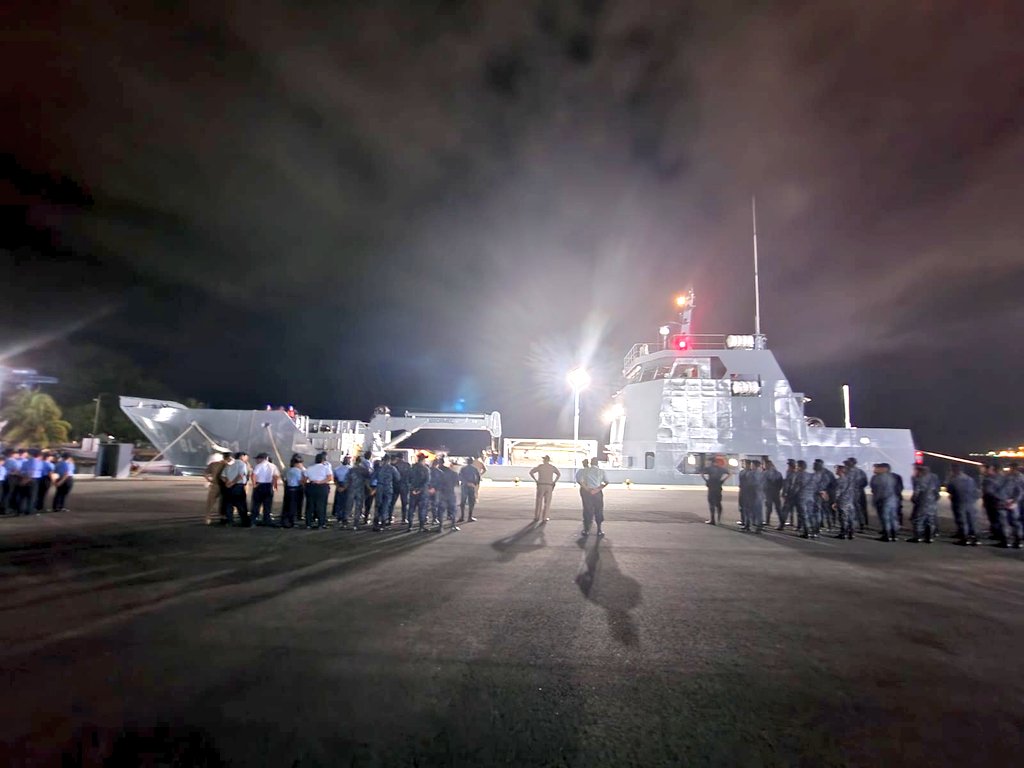 buque de ayuda humanitaria del Ejército de Guatemala