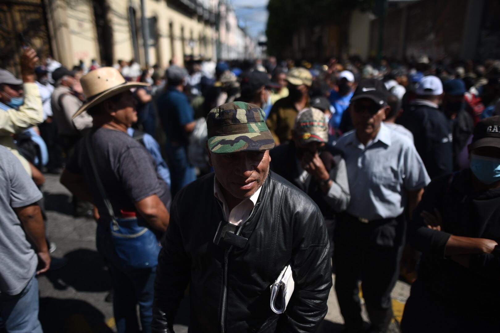 manifestación de veteranos militares frente al Congreso