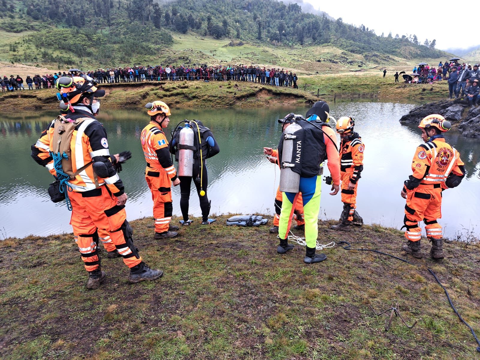 localizan a niño fallecido en laguna de Huehuetenango