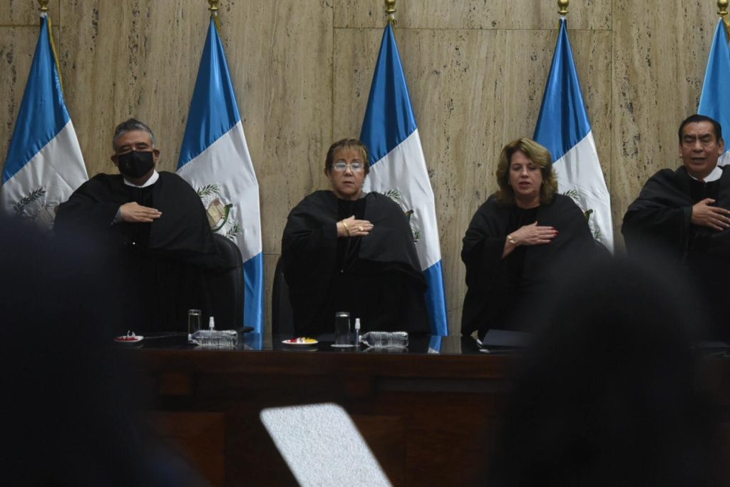 magistrados del Organismo Judicial presentan memoria de labores 2021-2022