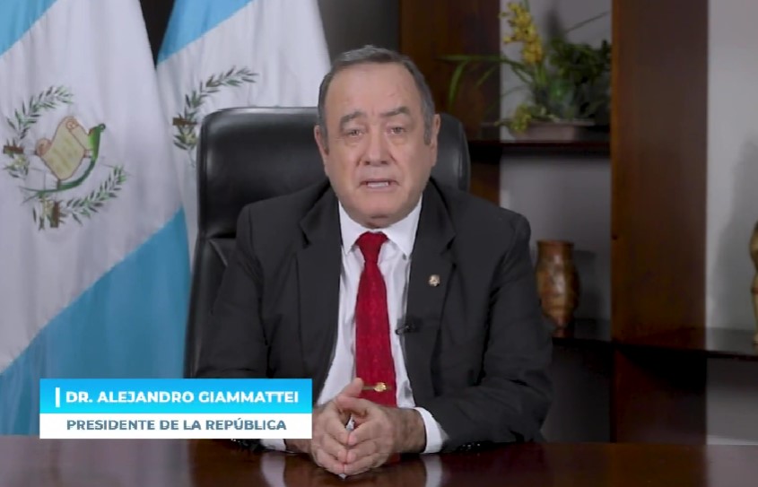 presidente Alejandro Giammattei anuncia incremento para jubilados