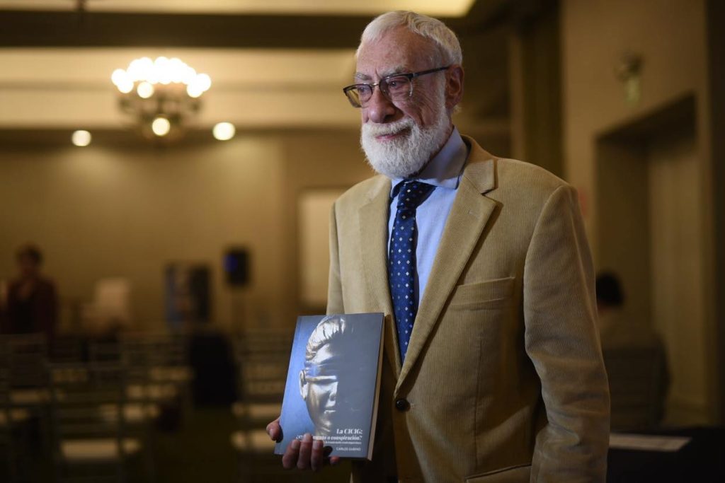 historiador Carlos Sabino presenta libro sobre la CICIG