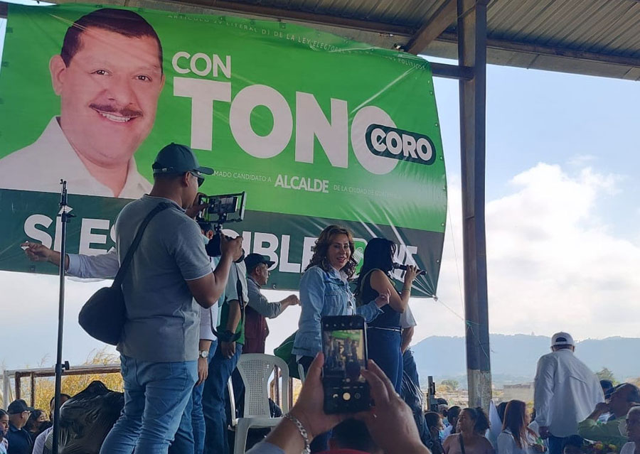 José Antonio "Tono" Coro, candidato a alcalde por la UNE