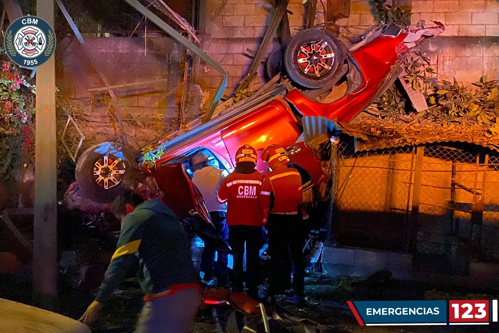 Accidente en el kilómetro 6 de la ruta al Atlántico. / Foto: Bomberos Municipales