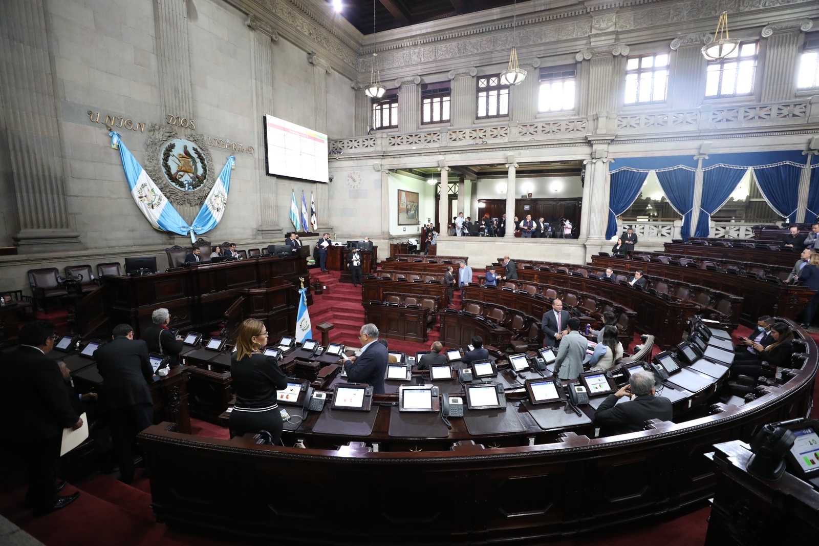 Congreso aprueba ley para ampliar aporte a la tarifa eléctrica