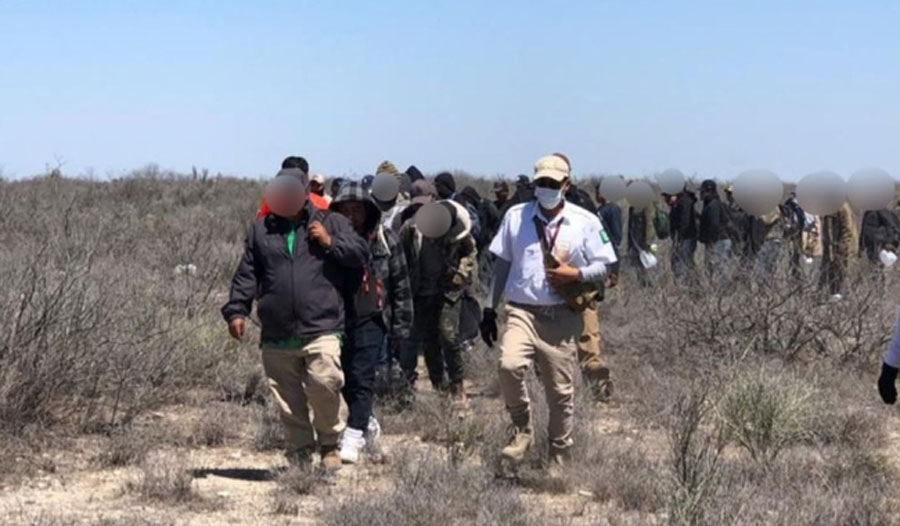 Migrantes extranjeros rescatados en México