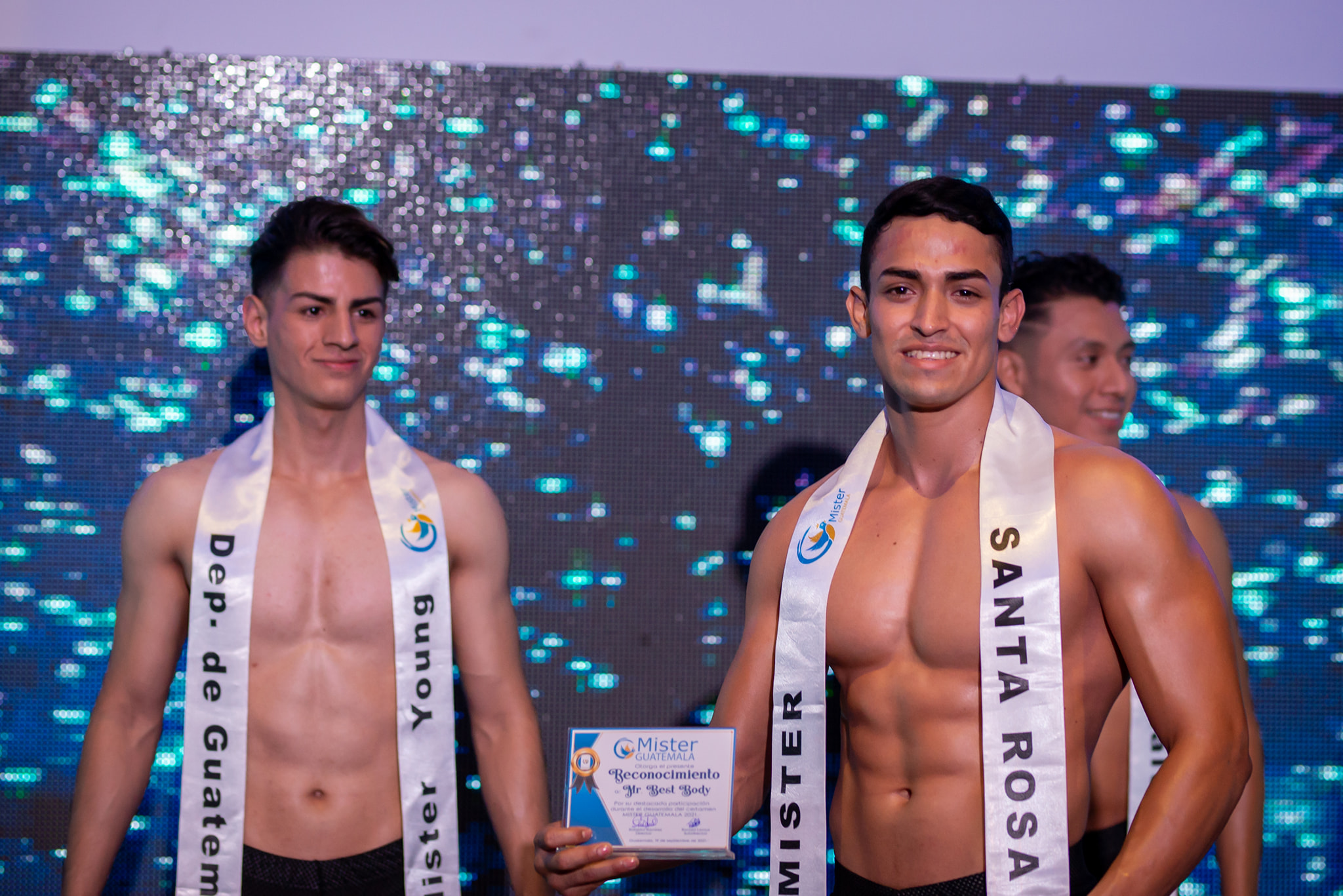 La Red on X: #Poliderportivo  Guatemala destaca en Campeonato Mister  Universo India 2022  / X