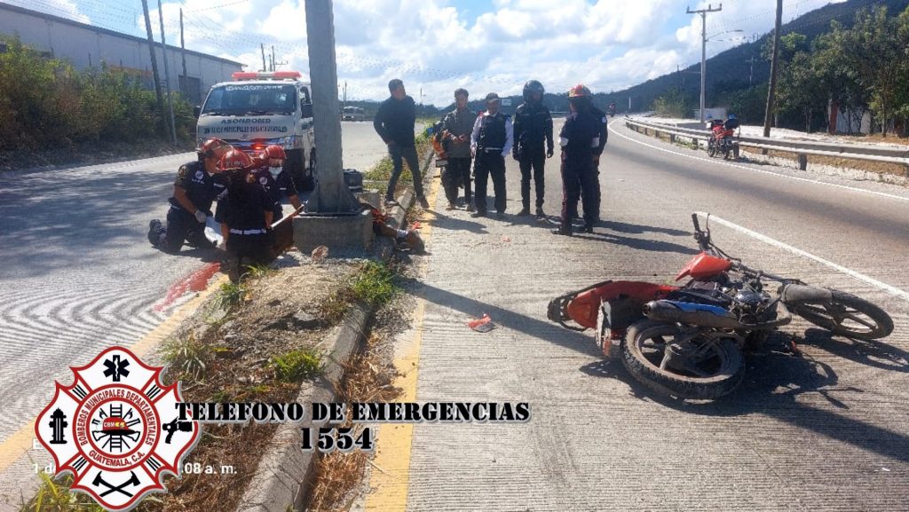 Motorista fallece en la ruta al Atlántico. / Foto: Bomberos Municipales Departamentales