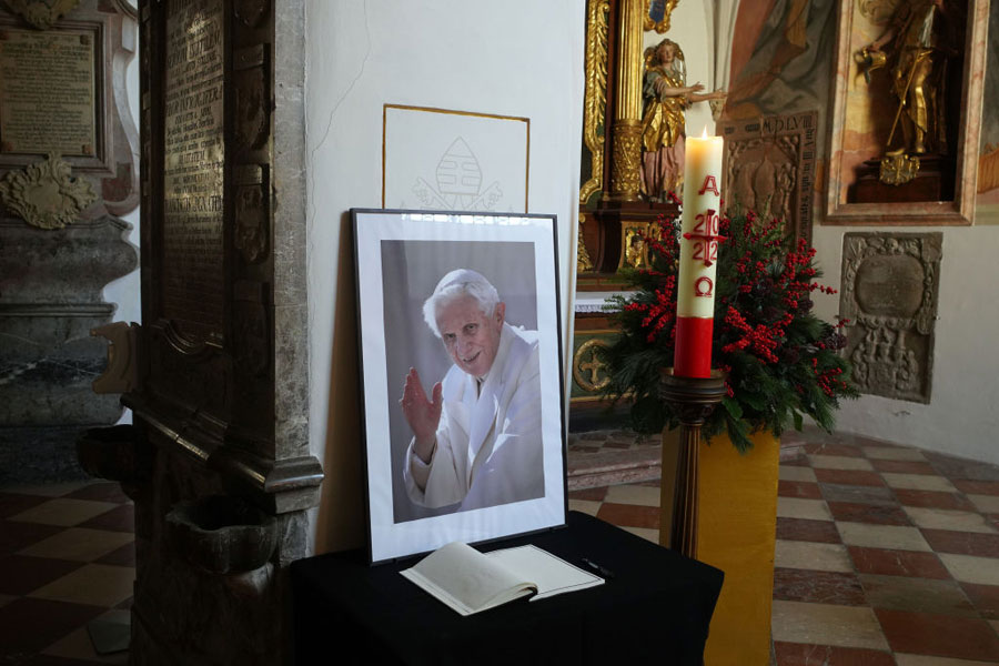 Cuadro del papa emérito Benedicto XVI