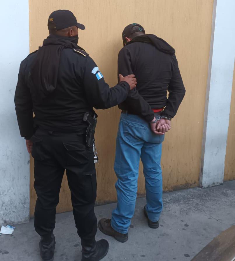 Chofer de autobús detenido en Huehuetenango. / Foto: PNC