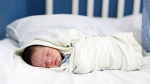 El primer bebé nacido en el IGSS de Pamplona en 2023