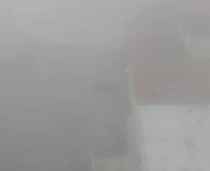 Sin visibilidad desde la Torre de Control debido a la neblina en el Aeropuerto Internacional La Aurora. / Foto: Cortesía