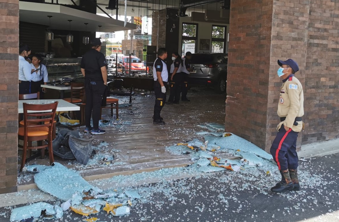 accidente en restaurante de Mixco