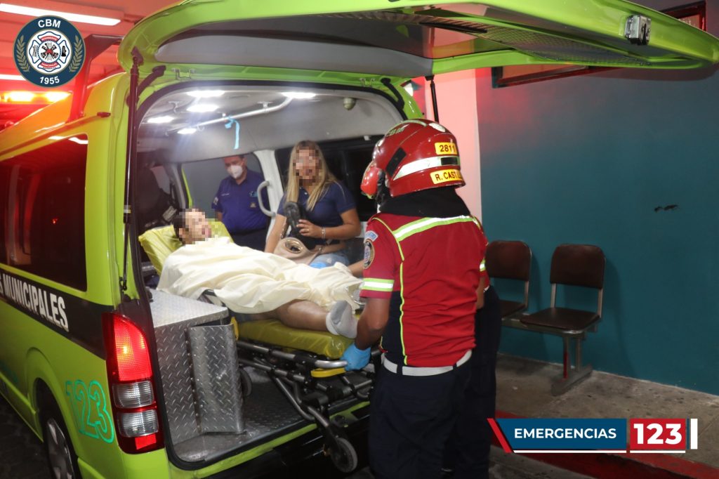 Hombre herido trasladado al Hospital San Juan de Dios.