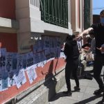 manifestación de estudiantes universitarios frente al TSE