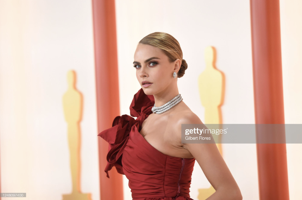 Cara Delevingne a punto de enseñarlo todo en los Oscar marzo 2023