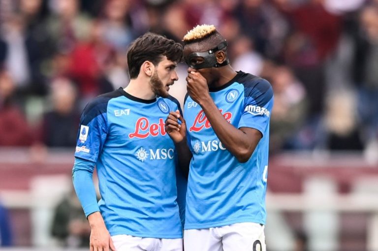 Napoli golea al Torino y se acerca al ‘Scudetto’