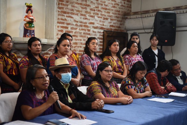 “Pueblo de Guatemala, no reciclemos la basura política”, piden organizaciones