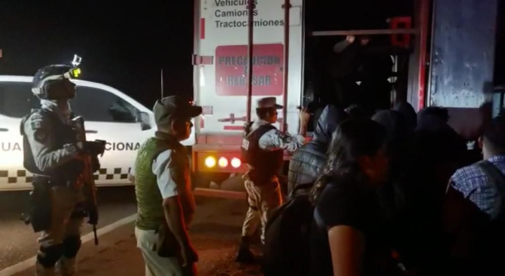 Rescatan a migrantes guatemaltecos en Veracruz, México
