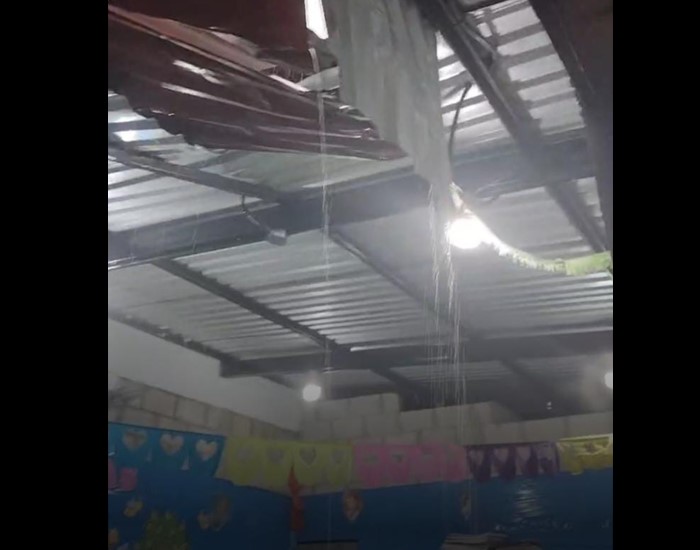 techo de escuela de Chiquimula cae por lluvias