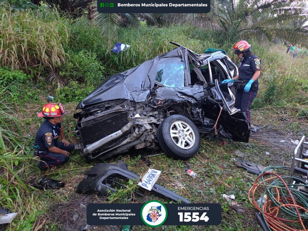 accidente de salvadoreños en Taxisco