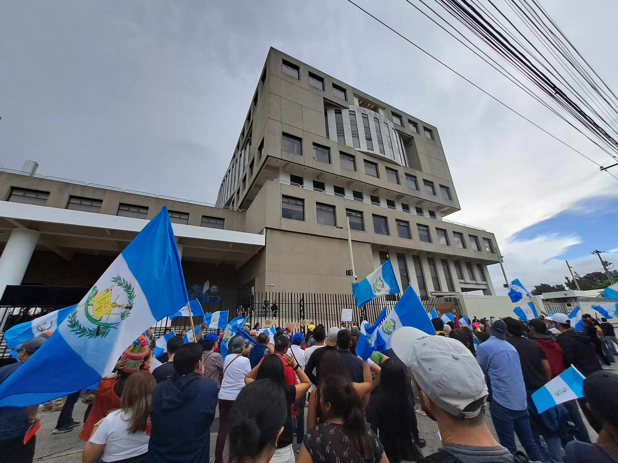 Cuarto día consecutivo de protestas frente al MP