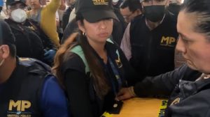 Magistrada Blanca Alfaro sufre percance durante allanamiento en TSE