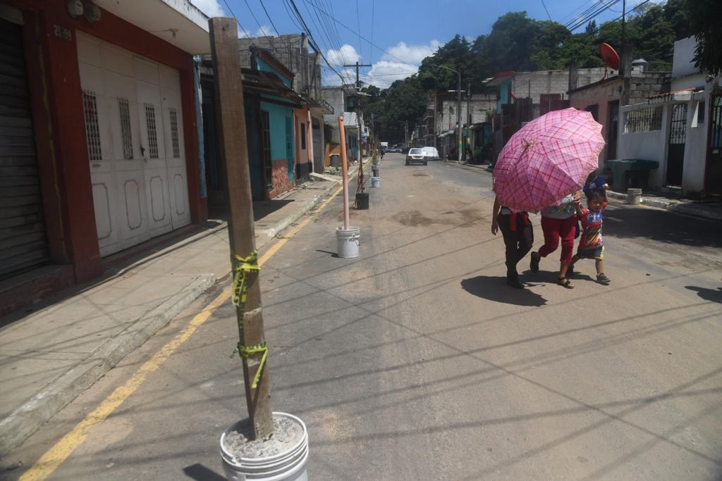 viviendas en riesgo por socavamiento en San Miguel Petapa