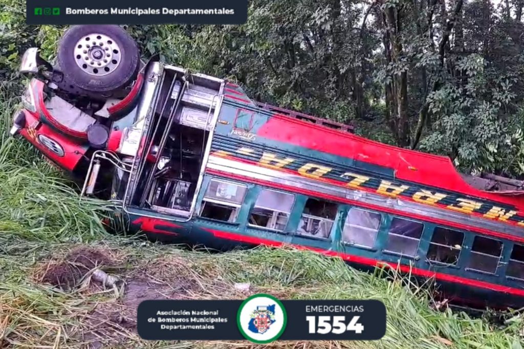 accidente de bus en San Antonio Suchitepéquez