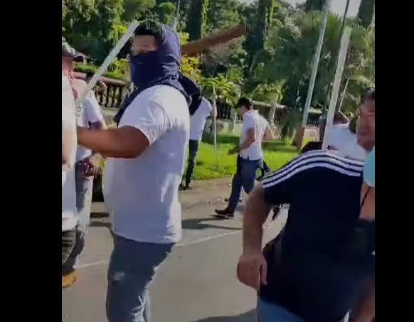 Codeca denuncia ataque de personas armadas contra manifestantes en Retalhuleu