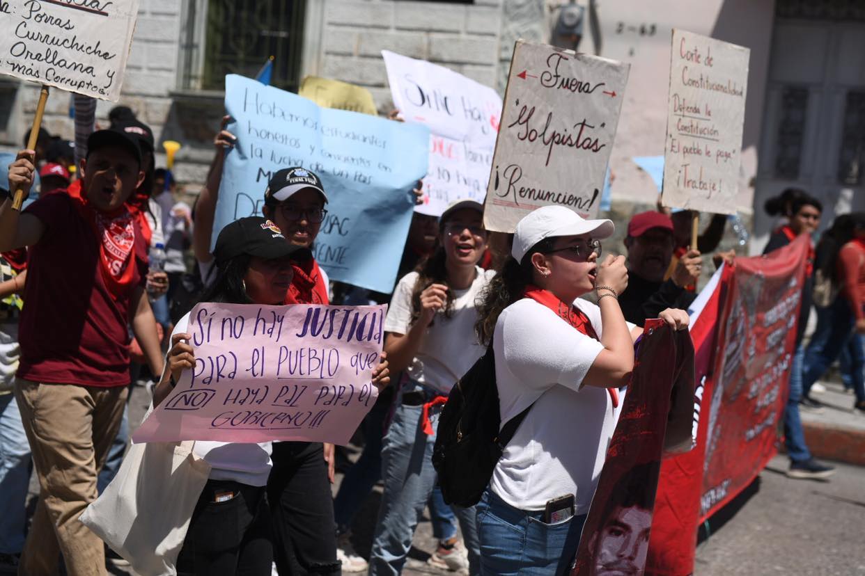 marcha de estudiantes de la Usac en la capital