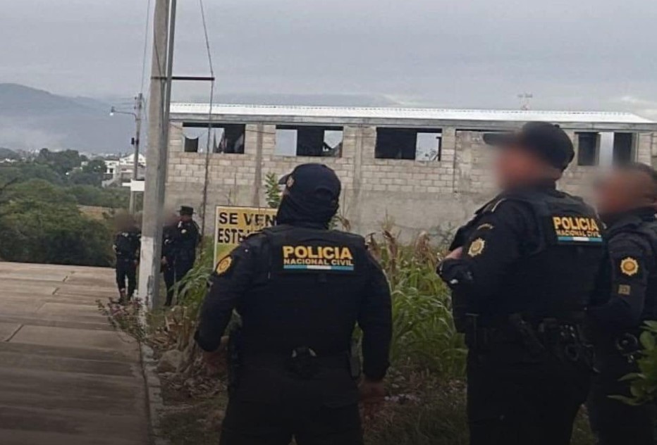 allanamiento por muerte de PNC en Zacapa