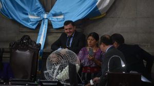 Congreso integra pesquisidora por antejuicio contra magistrados del TSE