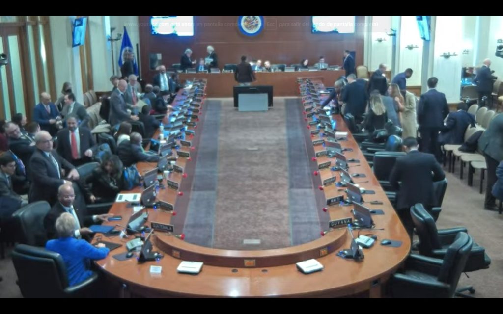 OEA considera situación de Guatemala