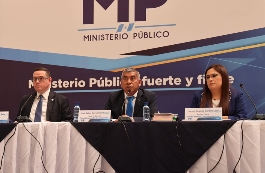 Conferencia de prensa de la FECI del MP