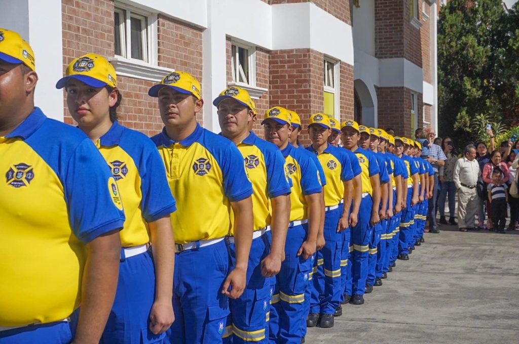 Se gradúa la primera promoción de Bomberos Municipales de Santa Catarina Pinula