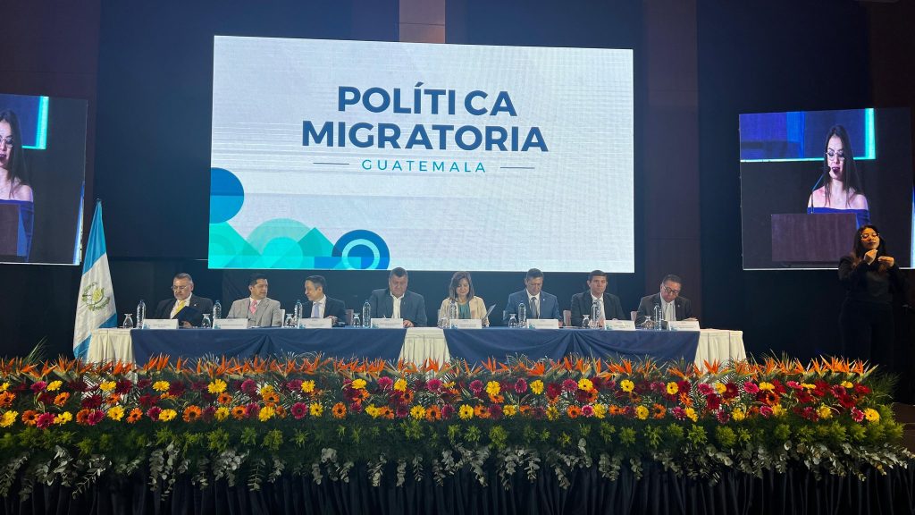 presentan la Política Migratoria en Guatemala
