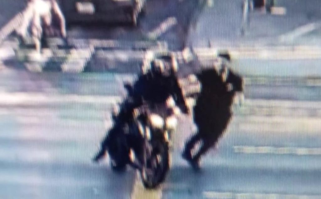 robo de motocicleta en calzada Roosevelt