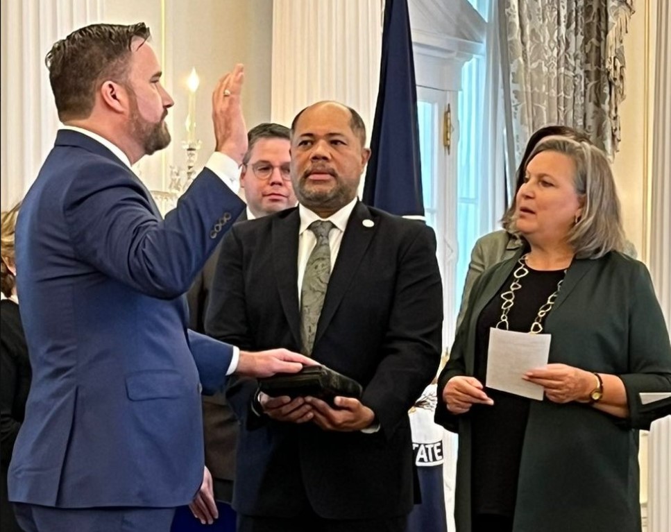 Tobin Bradley es juramentado como embajador de Estados Unidos en Guatemala