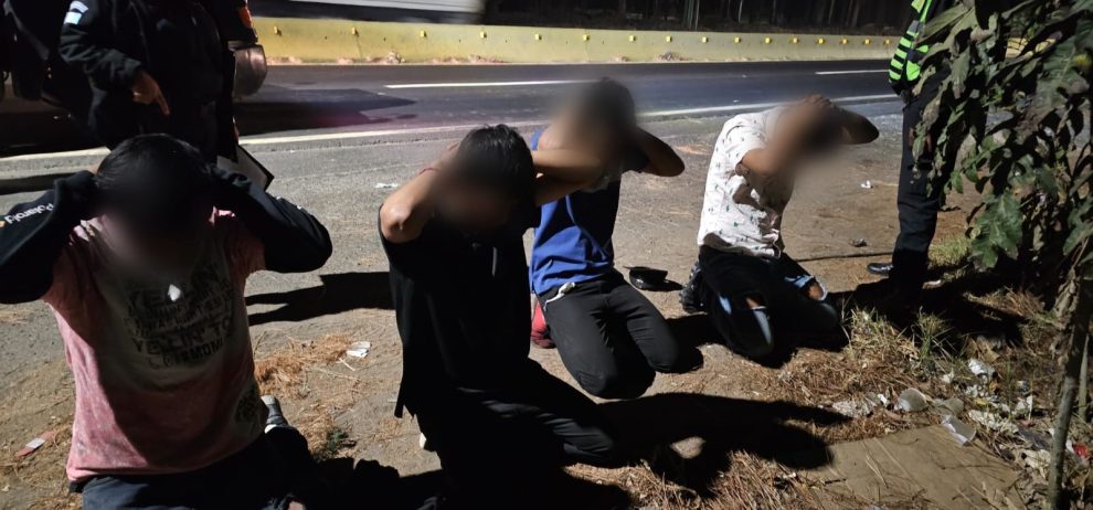 PNC libera a piloto y captura a presuntos robafurgones en Villa Nueva