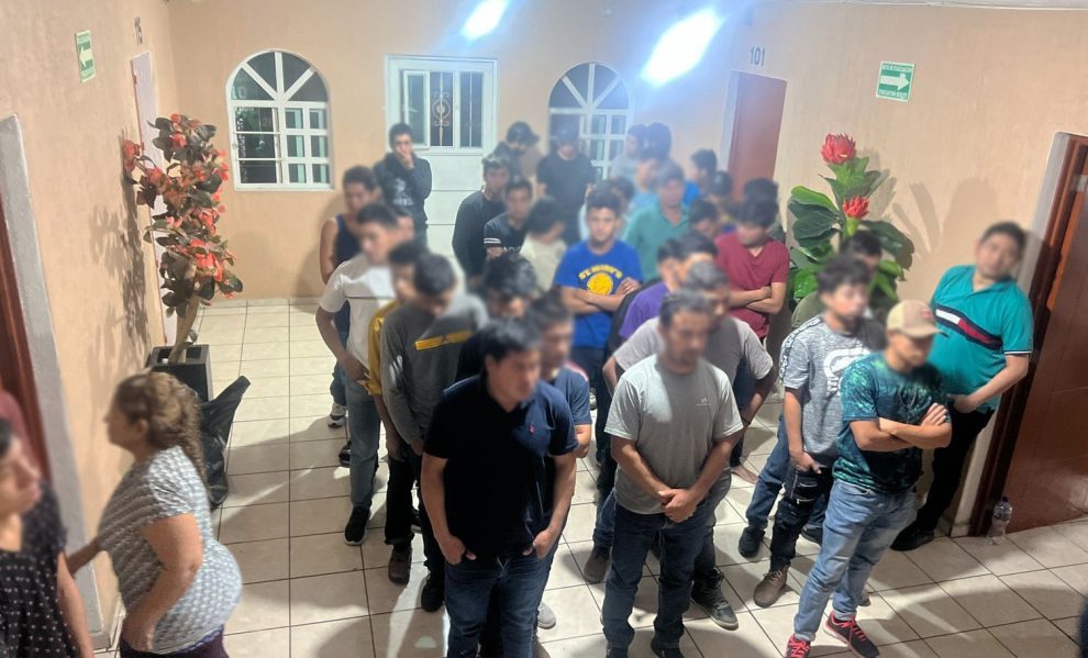 Interceptan a 56 migrantes guatemaltecos en Jalisco, MÃ©xico