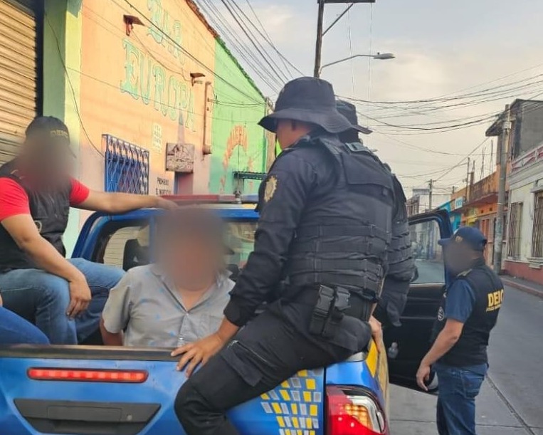 Capturan a implicados en atentado contra bus en Escuintla