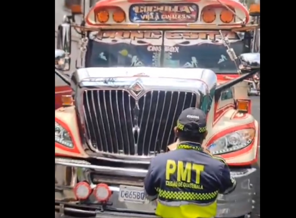PMT realiza revisión de buses extraurbanos por Semana Santa