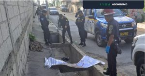 Abandonan cuerpo envuelto en sábanas en Villa Nueva